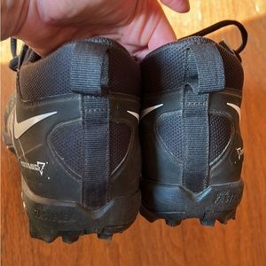 Nike football cleats size 7.5 men’s